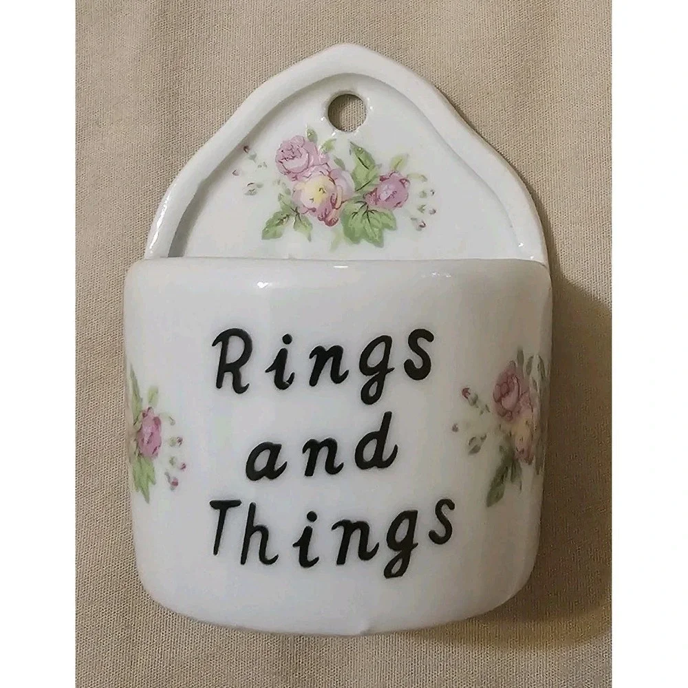VTG Rings And Things Jewelry Holder Wall Pocket Tiny Trinket Dish Floral 2.5